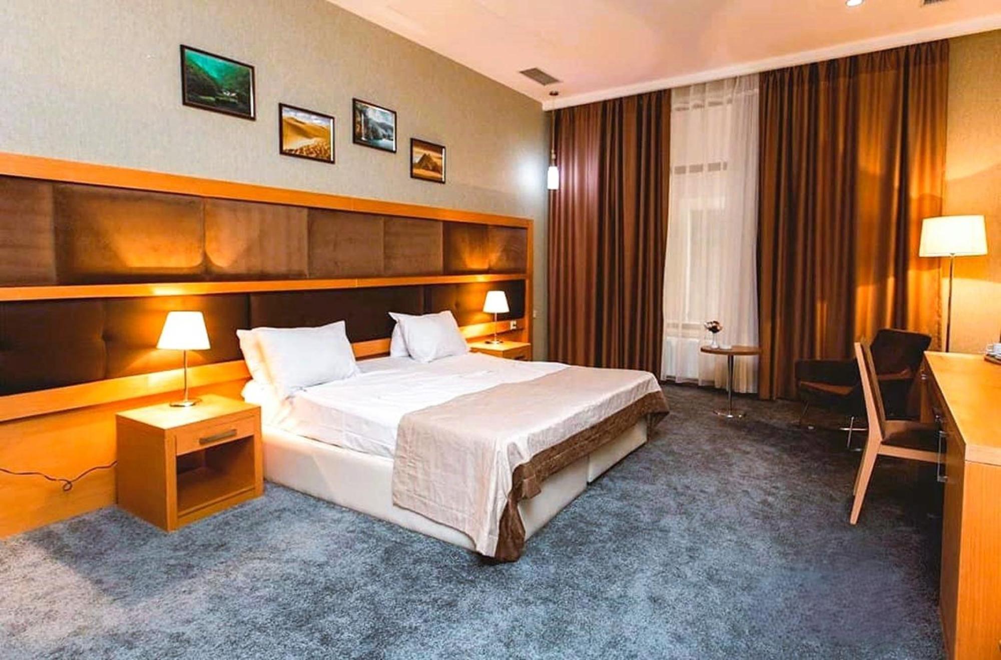 Gm City Hotel บากู ภายนอก รูปภาพ
